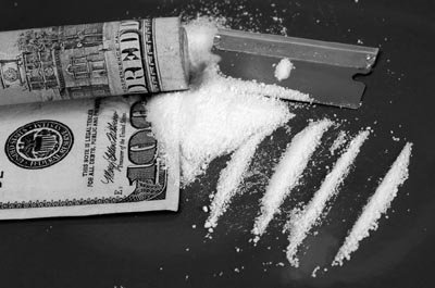 Studiul făcut de columbieni care arată drumul &quot;morţii albe&quot;. Băncile occidentale se îmbogăţesc de pe urma traficului de cocaină