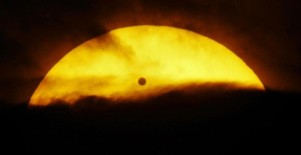 Fotografii spectaculoase cu fenomenul rar care va mai avea loc abia peste 105 de ani 150161