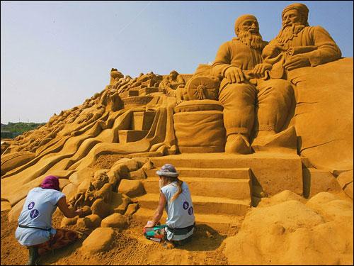 Fenomenul care se petrece acum în România ar putea distruge din temelii această clădire 150342