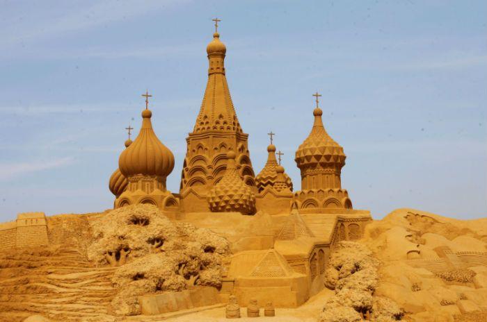 Fenomenul care se petrece acum în România ar putea distruge din temelii această clădire 150345