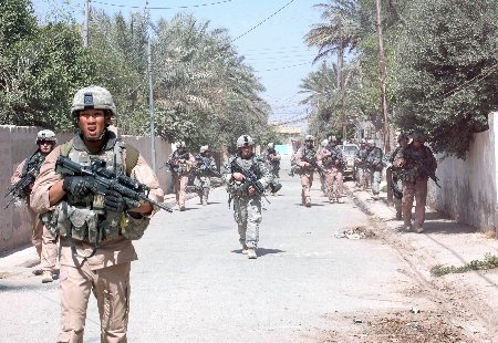 Încă o reuşită a armatei. 7 membri Al-Qaida au fost ucişi, în urma unui raid aerian
