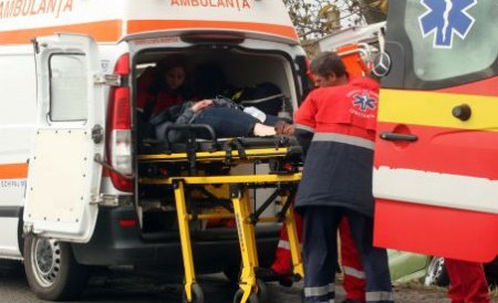 O persoană a murit, iar alte două au fost rănite, într-un accident produs la Braşov