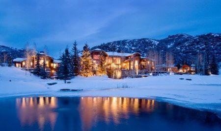 O româncă deţine, împreună cu soţul ei, una dintre cele mai luxoase case de vacanţă din lume 151579