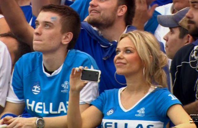 Acesta este motivul pentru care fotbaliştii nu prea nimeresc poarta. Cele mai fierbinţi apariţii de la Euro2012 151841