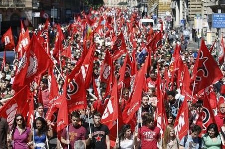 Sute de sindicalişti italieni au protestat la Roma faţă de reformele guvernamentale