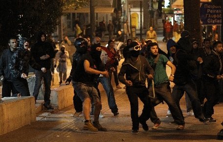 Neonaziştii se bucură de tot mai multă popularitate în Grecia