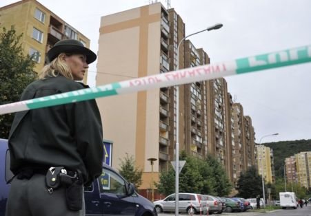 Un poliţist slovac a omorât trei persoane, după care s-a predat