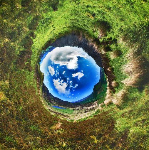 Întreaga lume se învârteşte chiar în faţa ta. Intră în joc şi roteşte-te cu ea! Este o distracţie care nu te va ameţi 152221