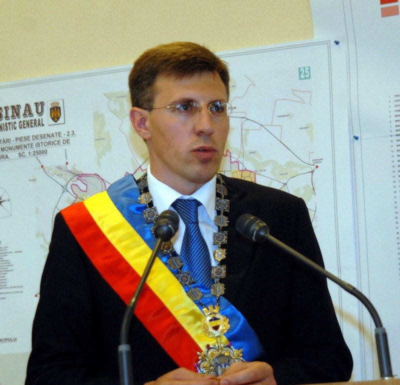 Primarul din Chişinău şi-l doreşte pe Saakashvili preşedinte al Moldovei