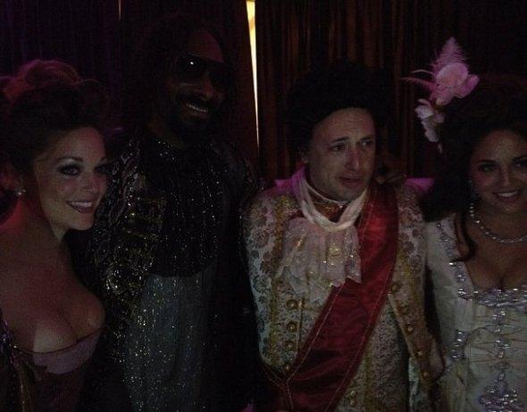 Fotografii interzise din spatele petrecerii secrete a unuia din cei mai bogaţi oameni. Ce au trebui să facă invitaţii 152670