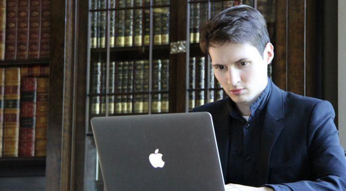 Clona lui Mark Zuckerberg. El este „copilul minune” al internetului în Rusia 153185