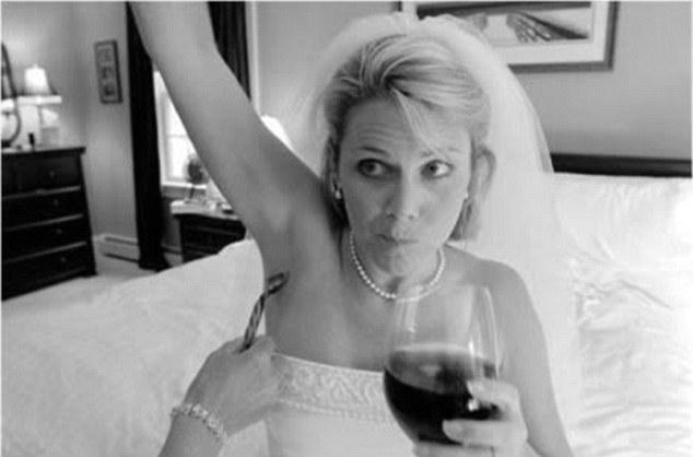 Li se citeşte fericirea pe chip. Fotografiile de la nunta lor spun povestea dezastrului în imagini 153137