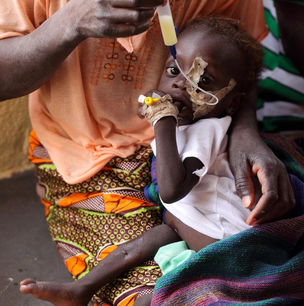 Provocarea: Foamete zero. &quot;Într-o lume a abundenţei, nici o singură persoană nu trebuie să fie înfometată” 153085