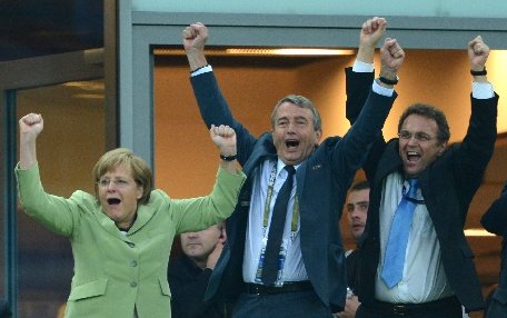 Angela Merkel, despre victoria naţionalei de fotbal: Am dominat, a fost un meci formidabil!