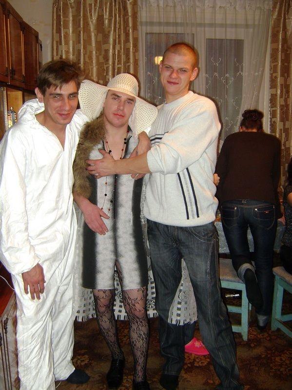 140 de milioane de oameni au râs de petrecerea burlacilor. Varianta rusească &quot;sex-alcoolizată&quot; la Marea Mahmureală 153716