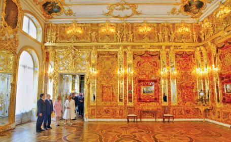 A fost unică în lume, iar ruşii au pierdut-o. Misterul Camerei de Chihlimbar, a opta minune a lumii 153744