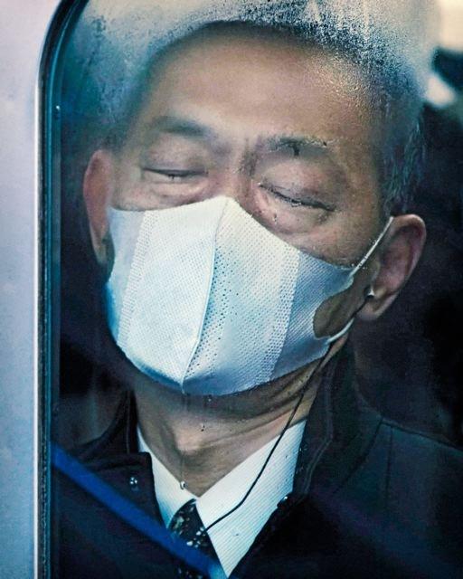 Vă plângeaţi că e aglomerat dimineaţa în metrou? Uite prin ce trec alţii. &quot;Drumul spre iad&quot; 154088