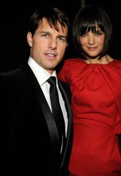 Despărţirea care a şocat Hollywood-ul. Tom Cruise şi Katie Holmes divorţează. Actriţa cere custodia copilului 154603