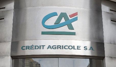 Grupul francez Credit Agricole vrea să vândă Emporiki Bank. Trei bănci elene sunt interesate
