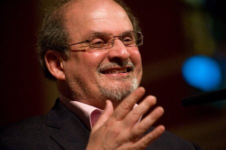 Iranul transformă condamnarea la moarte a lui Salman Rushdie într-un joc video cu scop educativ