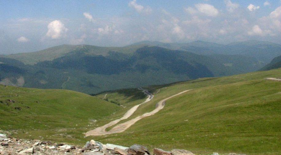 Locul din România în care te simţi ca în Rai. Aerul este curat şi canicula nu a pus niciodată piciorul aici 154827