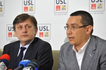 Victor Ponta: Îl avertizez pe Traian Băsescu să înceteze imediat cu ameninţările la adresa Guvernului