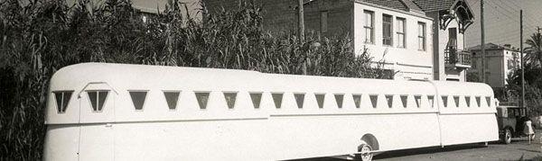 Cele mai tari invenţii din lume. Cum arăta pălăria-radio şi pianul pentru pat 155399