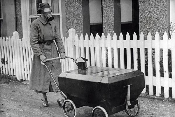 Cele mai tari invenţii din lume. Cum arăta pălăria-radio şi pianul pentru pat 155408