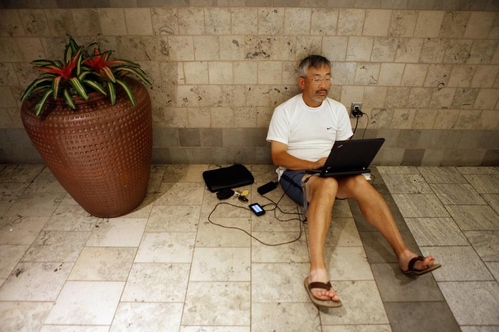 Aproape un milion de americani sunt în beznă de Ziua Independenţei. Mai multe festivităţi au fost anulate 155465