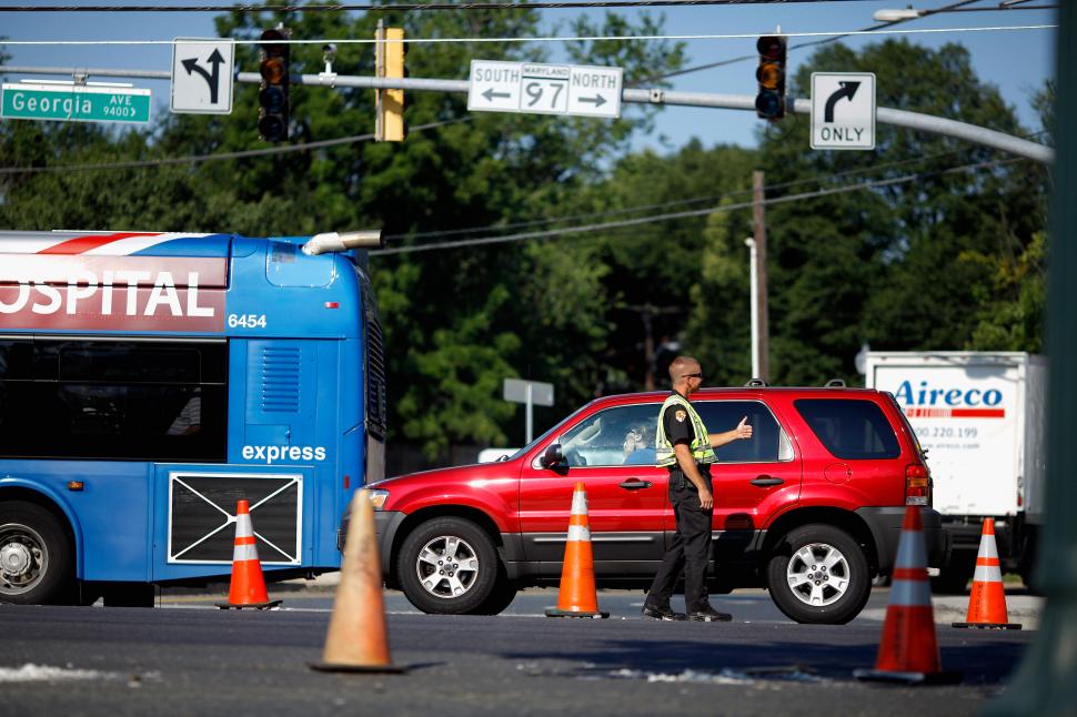 Aproape un milion de americani sunt în beznă de Ziua Independenţei. Mai multe festivităţi au fost anulate 155477