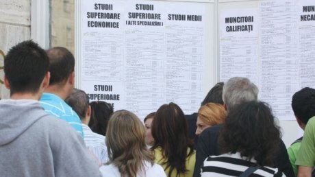 Cât costa România generaţia fără Bacalaureat? Ce gaură lasă în buget cei peste 100.000 de elevi care au picat examenul?