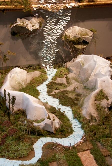 Artistul Gregory Euclide dovedeşte că un tablou nu trebuie să fie perfect plat. Vezi aici picturi 3D de excepţie 157684