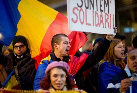 CRIMINALI sau EROI? Ce putem spune despre cei care au denigrat România