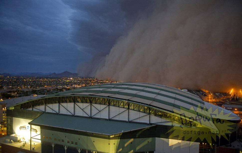 S-a făcut noapte în mijlocul zilei. &quot;Ne-am spus ultima rugăciune şi aşteptam sfârşitul. Părea că din cer vine un tsunami&quot; 157518