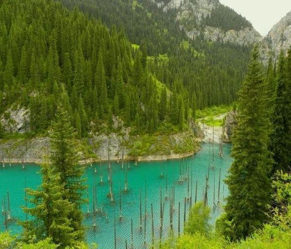 Unul dintre locurile pe care trebuie să le vezi cel puţin o dată în viaţă. Peisajul este uimitor 158051