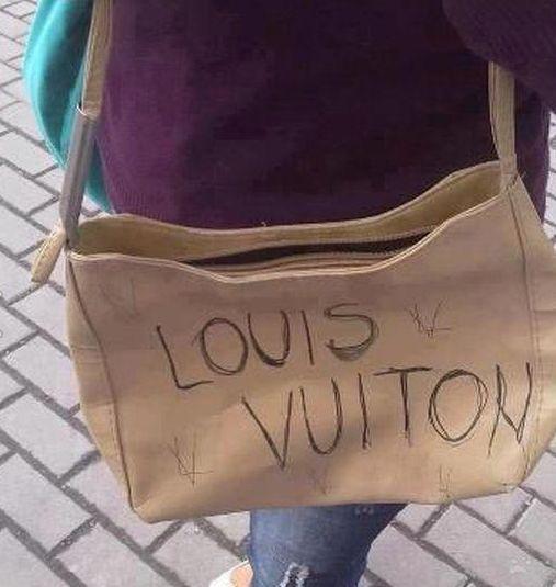 Cea mai tare metodă de a ironiza „doamnele” de Dorobanţi, cu genţi de mii de euro 158349