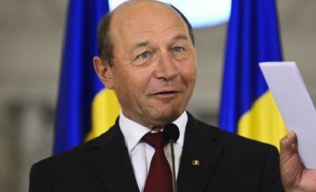 &quot;Băsescu a fost apreciat ca Popeye marinarul, iar acum a ajuns ca Olive&quot;