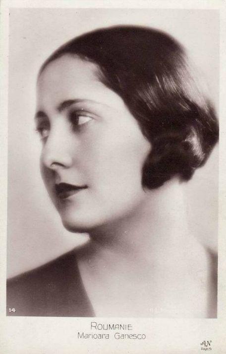 Rafinament, decenţă şi naturaleţe. O privire printre frumuseţile anilor `30. Cum arăta Miss România 159356