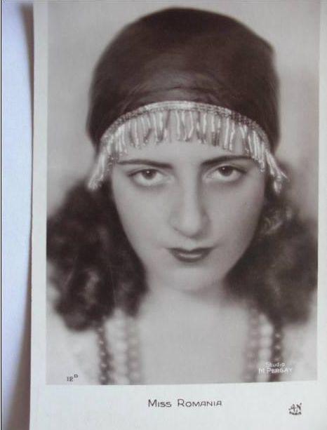 Rafinament, decenţă şi naturaleţe. O privire printre frumuseţile anilor `30. Cum arăta Miss România 159364