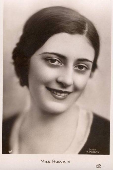 Rafinament, decenţă şi naturaleţe. O privire printre frumuseţile anilor `30. Cum arăta Miss România 159365