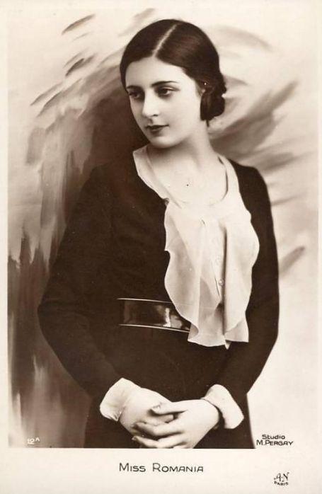 Rafinament, decenţă şi naturaleţe. O privire printre frumuseţile anilor `30. Cum arăta Miss România 159366