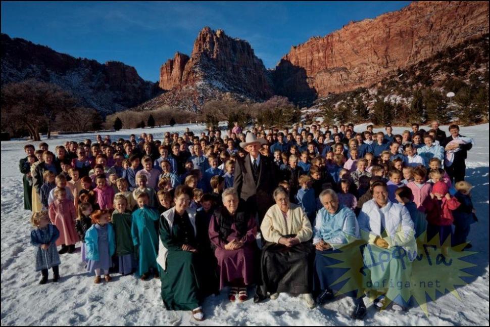 FOTOREPORTAJ din lumea ascunsă a sectei care a scandalizat lumea. Femeile, folosite pentru &quot;perpetuarea speciei&quot; 159583