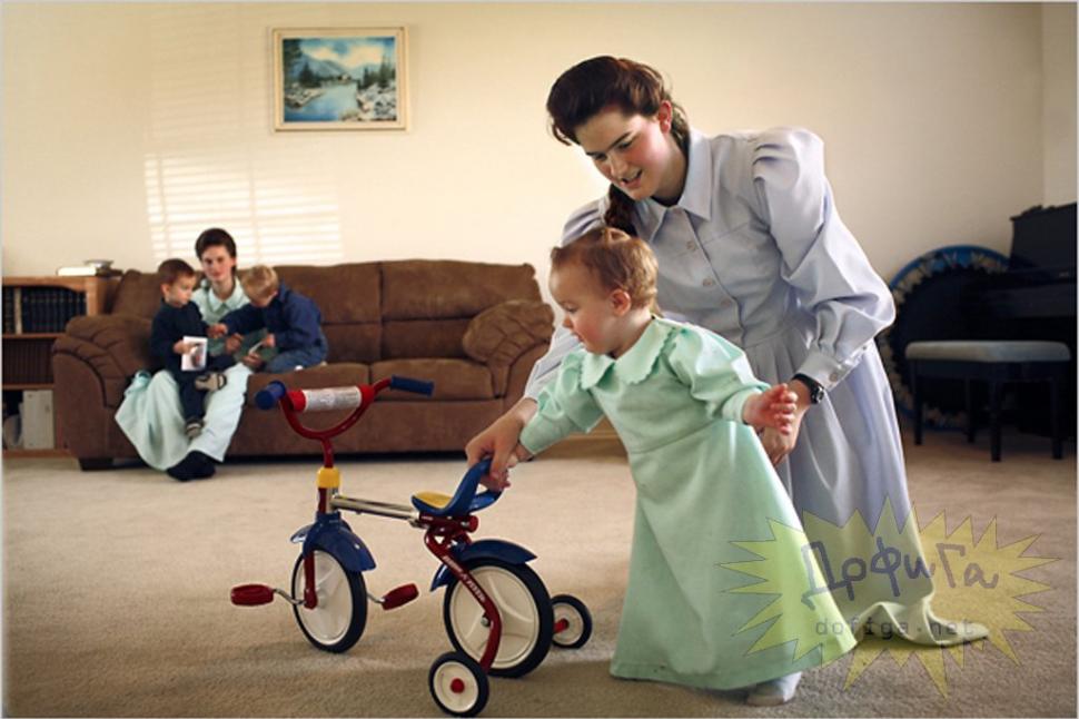 FOTOREPORTAJ din lumea ascunsă a sectei care a scandalizat lumea. Femeile, folosite pentru &quot;perpetuarea speciei&quot; 159595