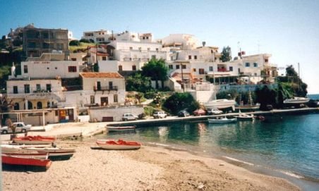 Grecia, paradisul evaziunii. În marile staţiuni din Creta, rata evaziunii e de 100%