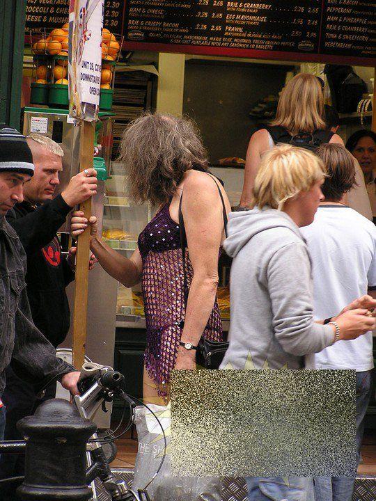 Dacă ai curaj să te uiţi la faţa ei, vei înţelege de ce lumea se oprea în loc atunci când trecea pe stradă 160177