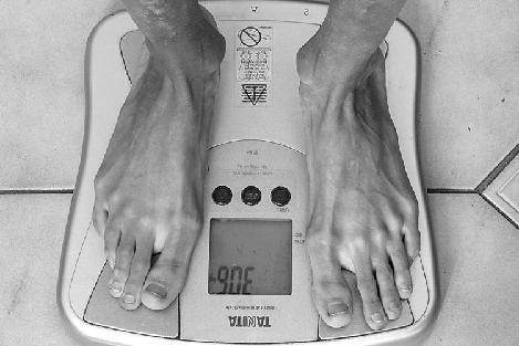 Imagini pe care nimeni nu le-a mai văzut. Tânăra care a murit pentru ca milioane de fete să trăiască 160156