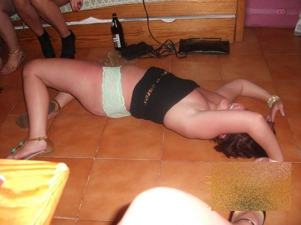 Ce se întâmplă în camerele de cămin ale studentelor. Dezmăţul care te lasă interzis 160443