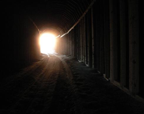 Premierul Italiei a &quot;văzut luminiţa de la capătul tunelului&quot;. Metafora care clarifică situaţia economică a ţării