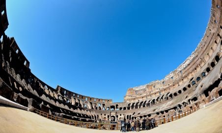 Colosseumul s-a &quot;aplecat&quot; cu 40 cm. Cum s-a mobilizat Italia