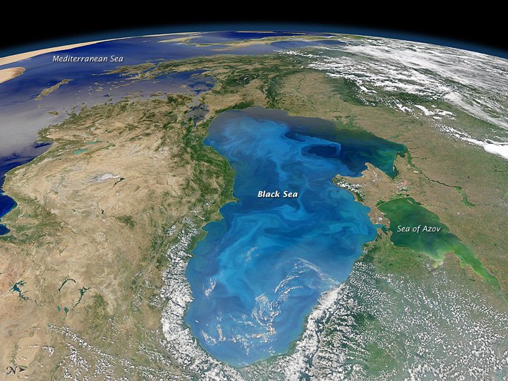 Marea Neagră şi-a schimbat culoarea. Fenomenul i-a uimit şi pe cercetătorii NASA
